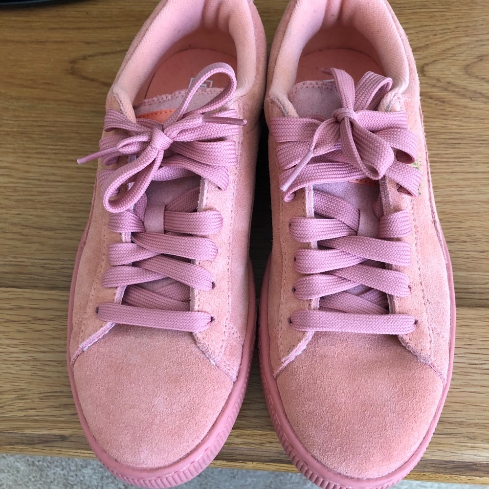 Puma Sneakers